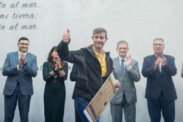El Cabildo homenajea a varios teldenses en su brindis navideño (Foto TA)